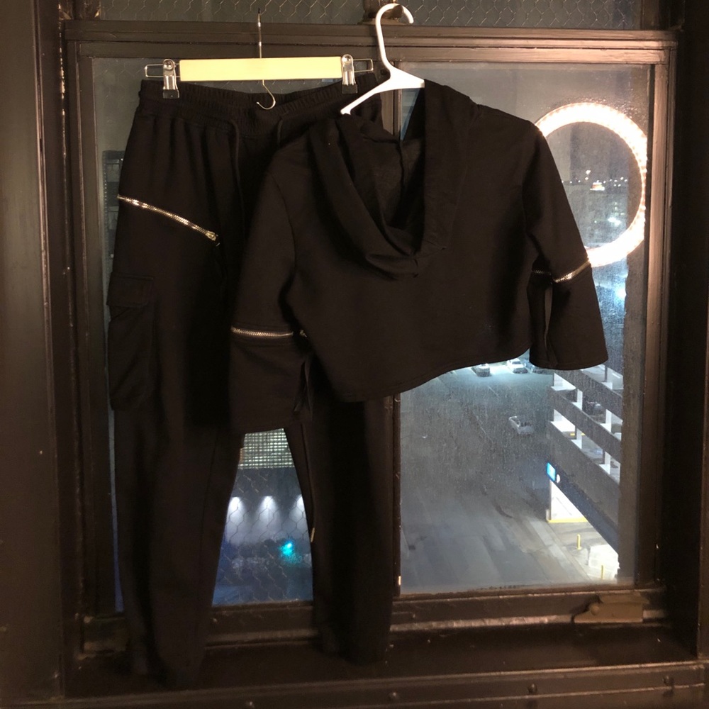 Black zipper set